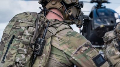 Image of soldier wearing an Edge Device